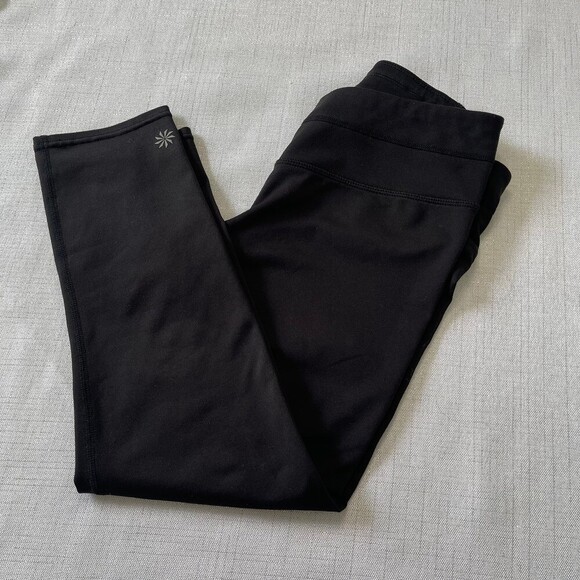 ATHLETA Fitted Capri Cropped Leggings Activewear Yoga Pants Black Workout XS - Picture 1 of 7